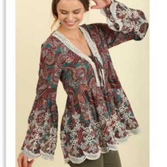 Umgee Boho Paisley Floral Print Bell Sleeve Tunic with Scalloped Hem Size 1XL - Picture 1 of 5